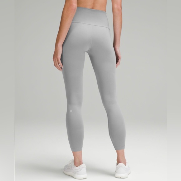 Lululemon Wunder Train High Rise 25” - Picture 3 of 14